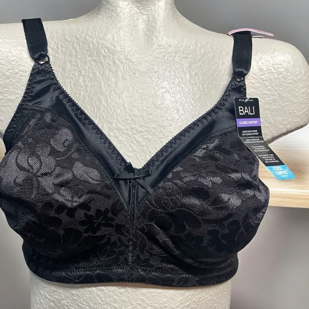 Bali Double Support Bra Wirefree 3372 Spa Closure Jacquard 36D. NWT